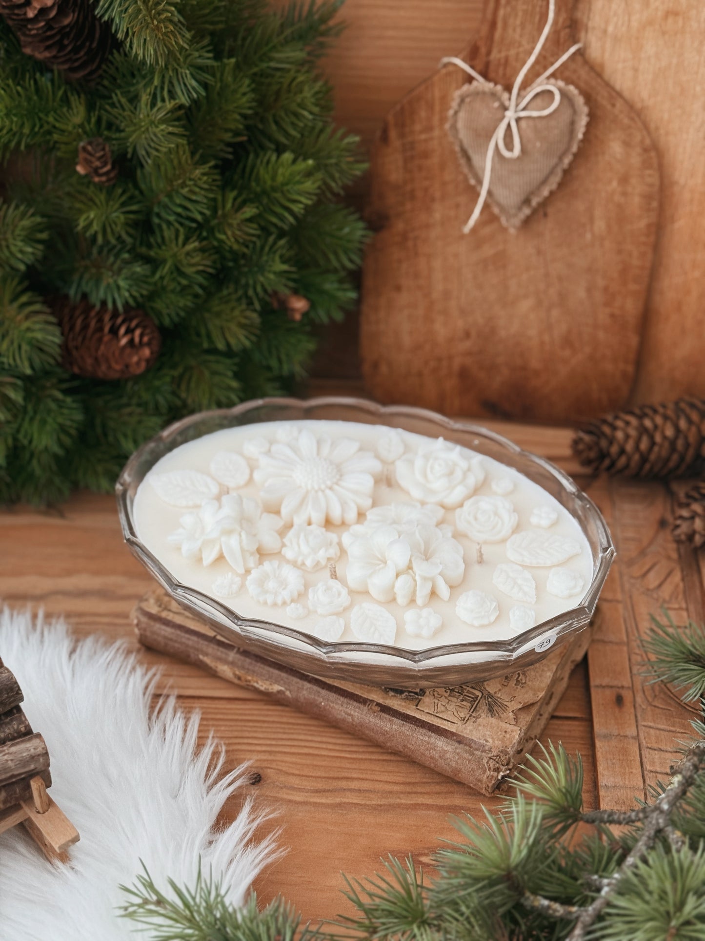 Grande coupelle ancienne ovale en verre